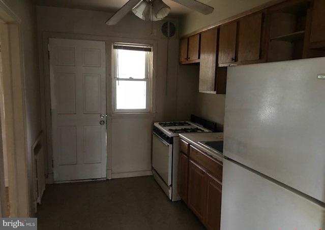 712 Wicklow Road Baltimore, MD 21229 - Photo 13 of 26