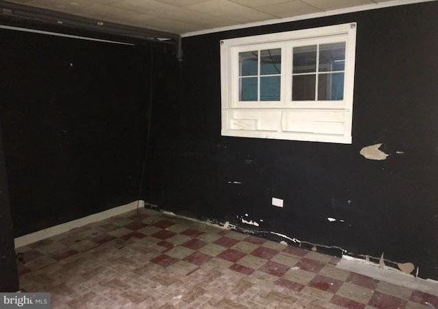 712 Wicklow Road Baltimore, MD 21229 - Photo 6 of 26
