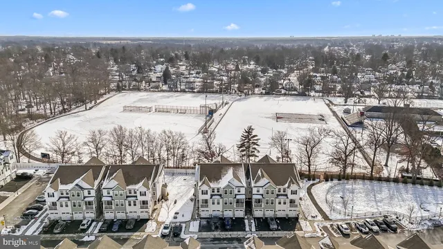 $575,000 | 228 Park Lane, Dunellen, NJ 08812