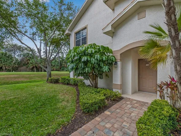 $650,000 | 5617 Whisperwood Boulevard, Unit 1001, Naples, FL 34110