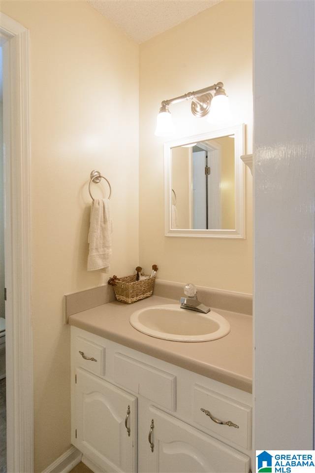 1303 Elm Circle Alabaster, AL 35007 - Photo 18 of 36