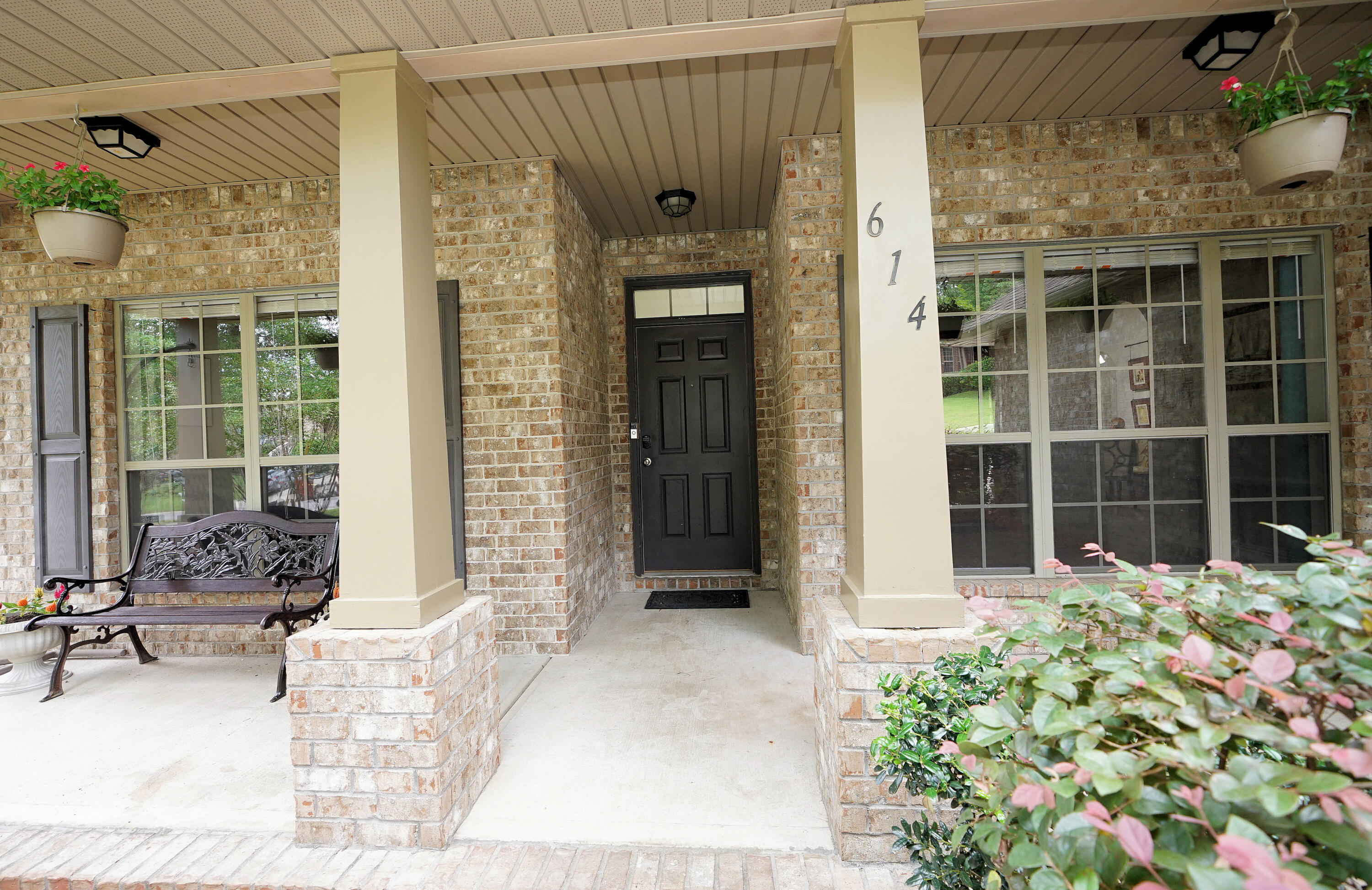 614 Red Fern Road Crestview, FL 32536 - Photo 3 of 43 a house with a outdoor space