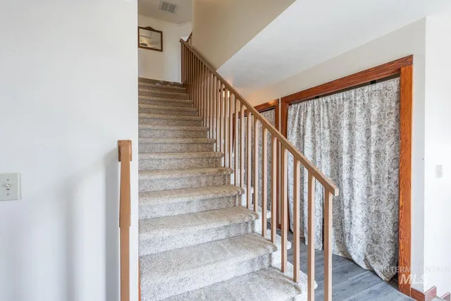 $669,900 | 6050 Elmore Road, Fruitland, ID 83619