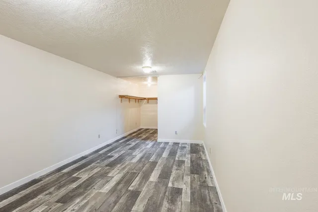 $669,900 | 6050 Elmore Road, Fruitland, ID 83619