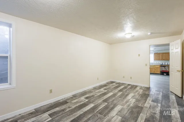 $669,900 | 6050 Elmore Road, Fruitland, ID 83619