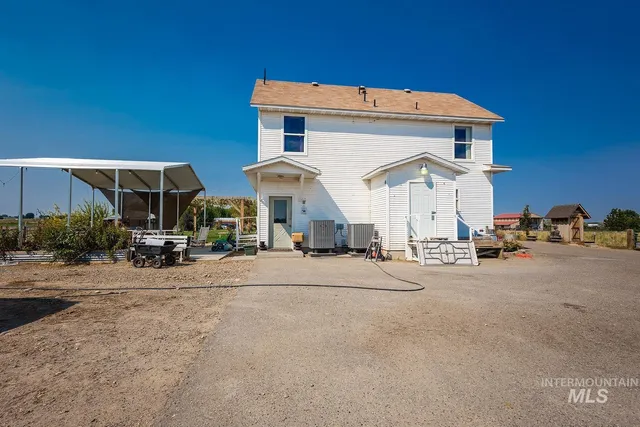 $669,900 | 6050 Elmore Road, Fruitland, ID 83619