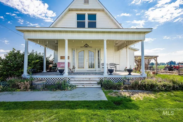 $669,900 | 6050 Elmore Road, Fruitland, ID 83619