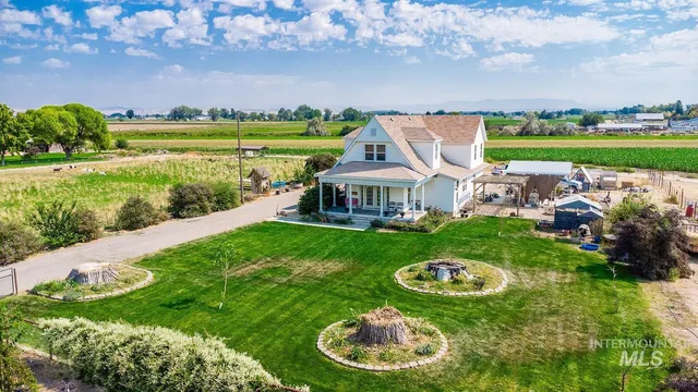 $669,900 | 6050 Elmore Road, Fruitland, ID 83619