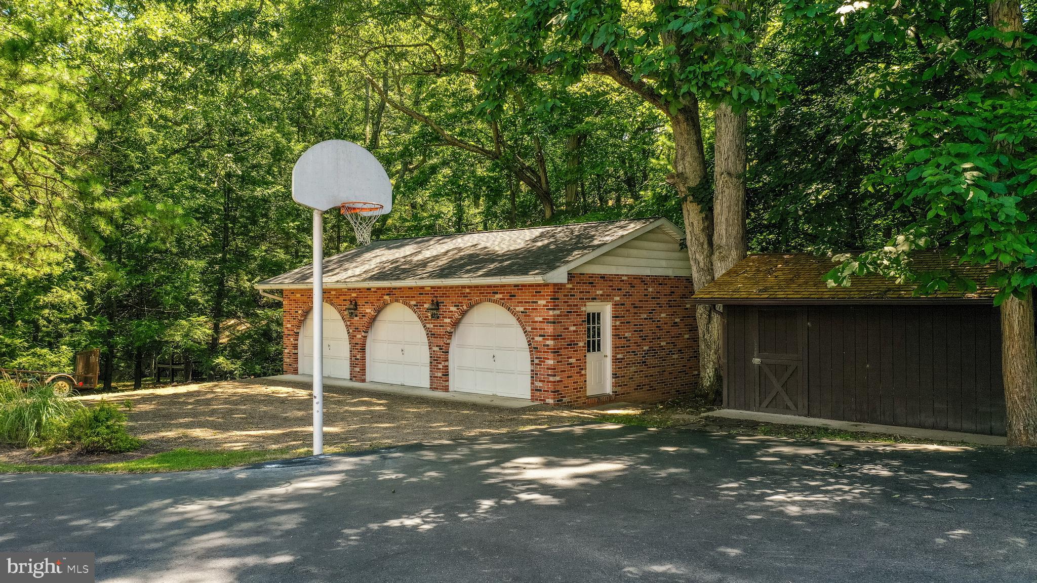 12718 Gramlich Road Southwest La Vale, MD 21502 - Photo 61 of 70 Shoot hoops! Tinker in the 3-car garage!