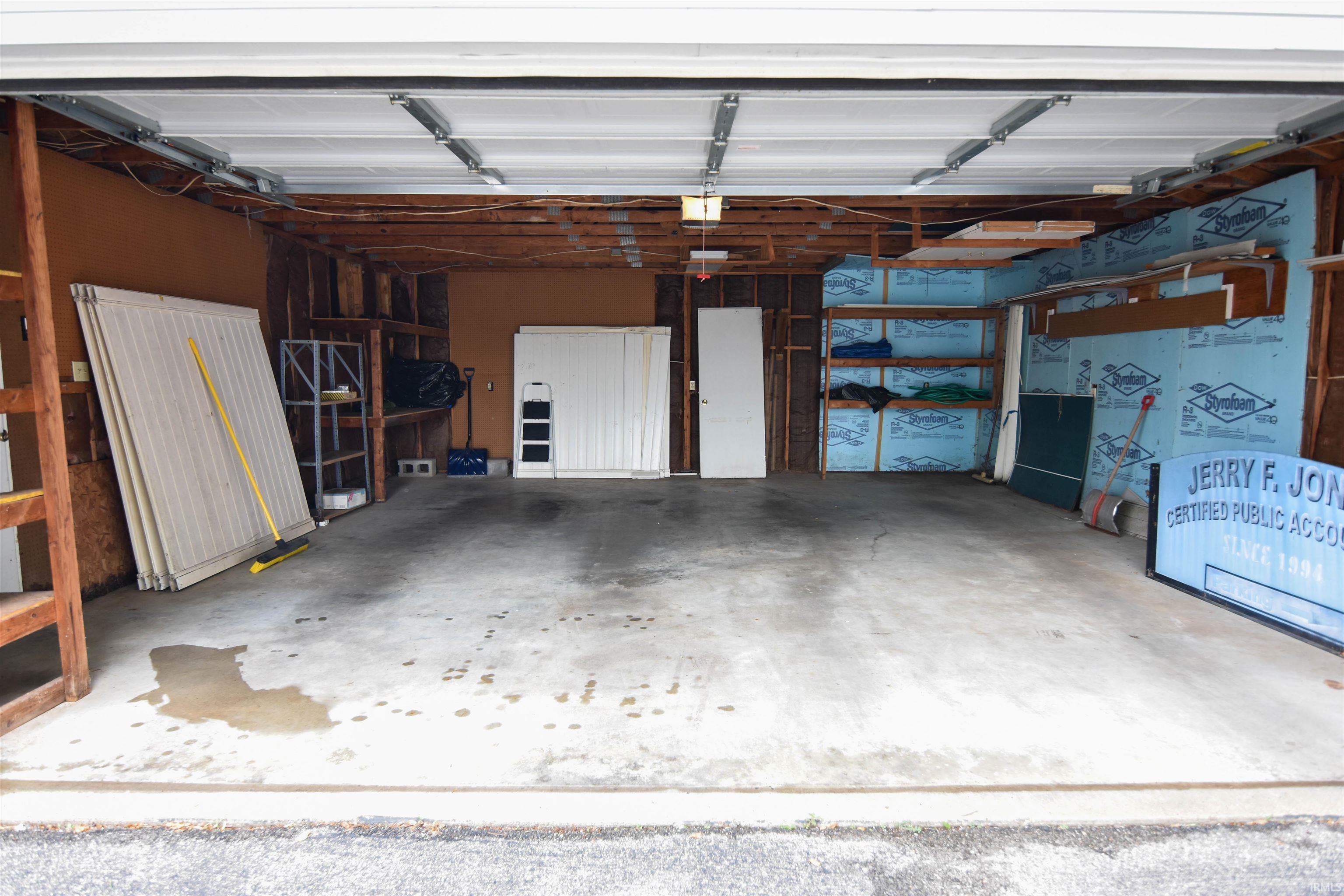 621 West Mill Road Evansville, IN 47710 - Photo 19 of 25