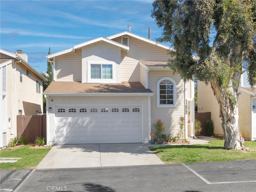 11522 Honeyglen Road, Unit 26 Pacoima, CA 91331 - Photo 2 of 26