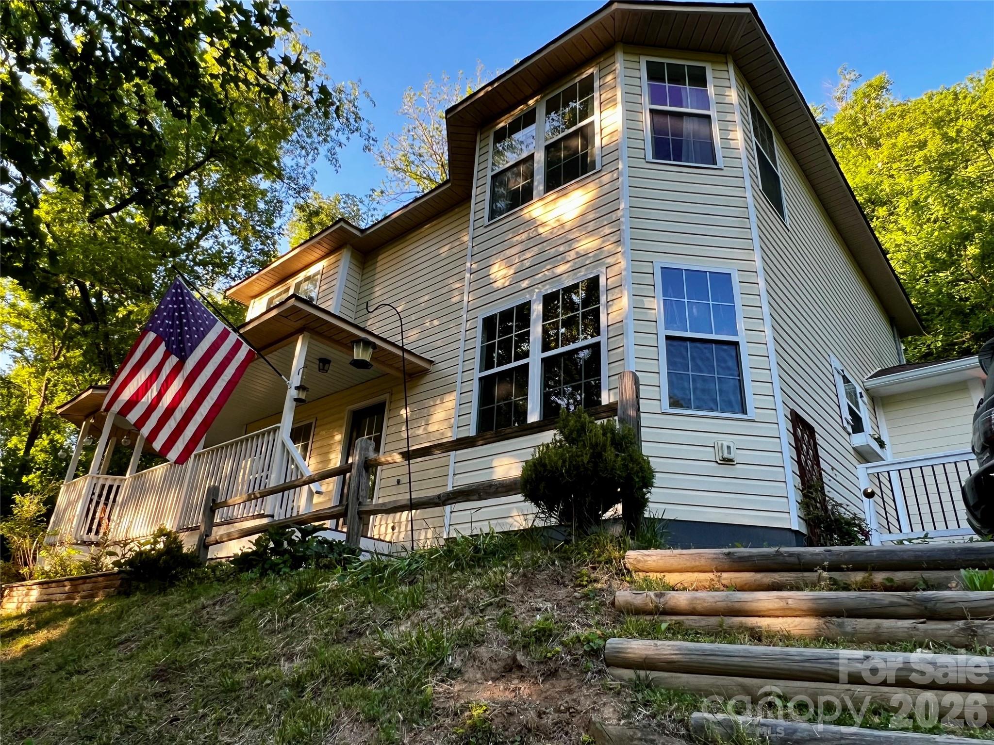 747 Osborne Road Clyde, NC 28721 - Photo 2 of 48