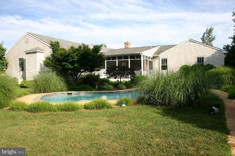 2875 Holland Cliffs Road Huntingtown, MD 20639 - Photo 2 of 17 Exterior (Rear)