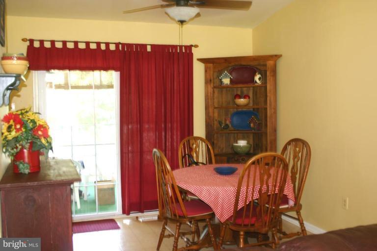 2875 Holland Cliffs Road Huntingtown, MD 20639 - Photo 13 of 17 Breakfast Area
