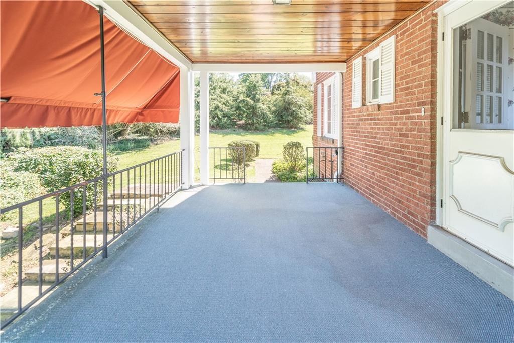 16 Swallow Hill Road Carnegie, PA 15106 - Photo 6 of 20 Gallery Image 6