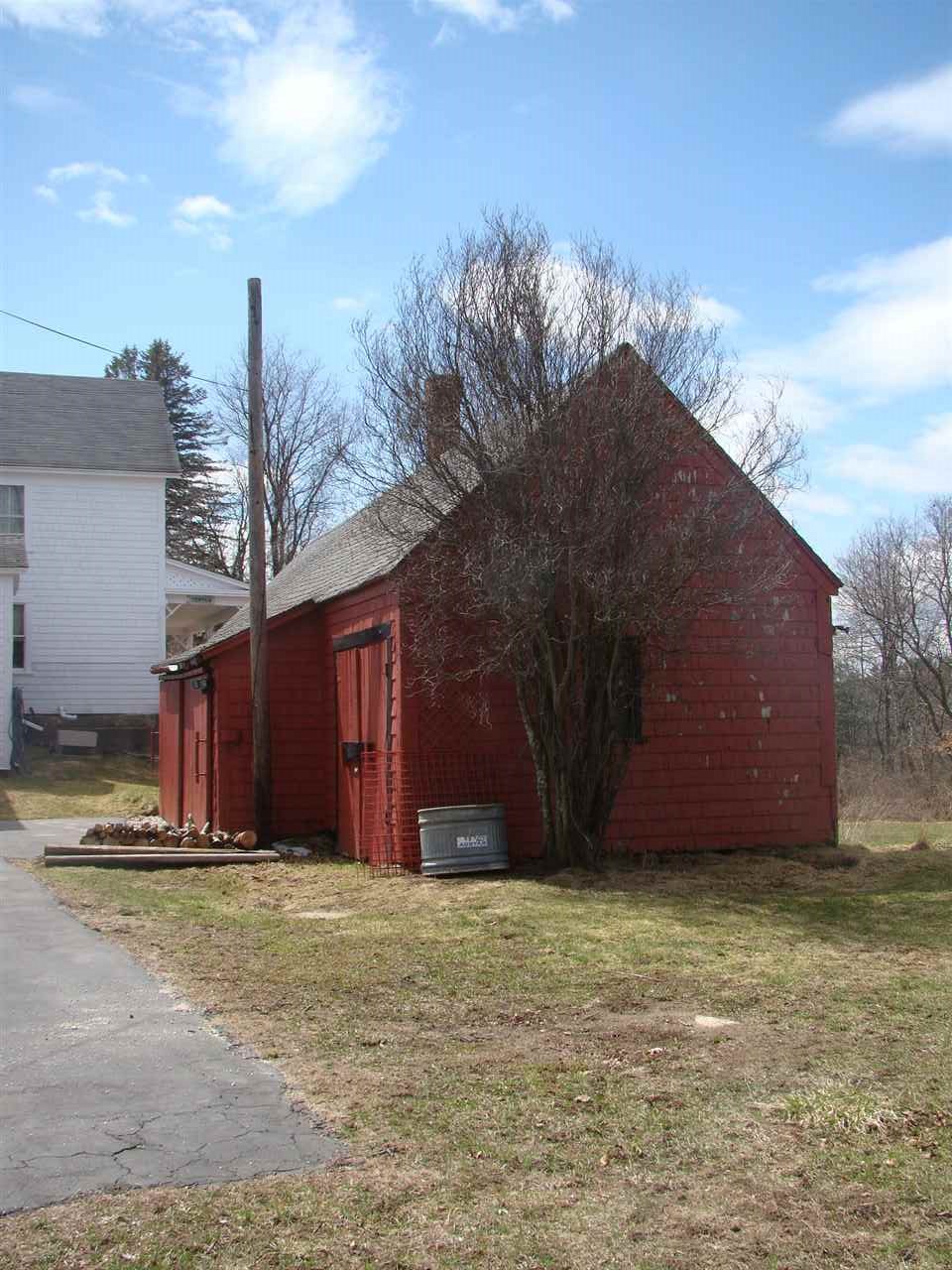 233 Goboro Road Epsom, NH 03234 - Photo 8 of 39