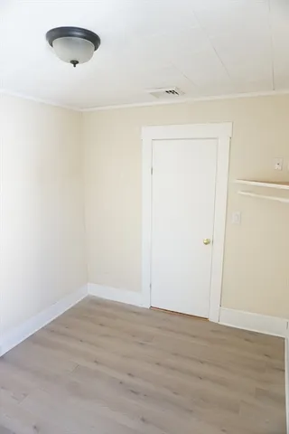 $2,000 | 76 4th Avenue, Unit 2, Lowell, MA 01854