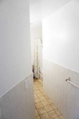 $2,000 | 76 4th Avenue, Unit 2, Lowell, MA 01854