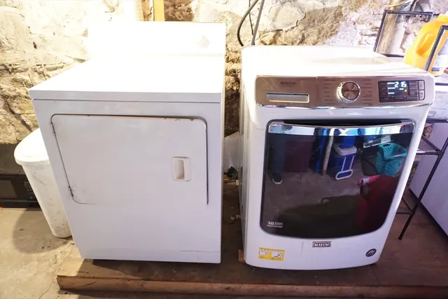 $2,000 | 76 4th Avenue, Unit 2, Lowell, MA 01854