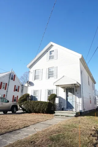 $2,000 | 76 4th Avenue, Unit 2, Lowell, MA 01854