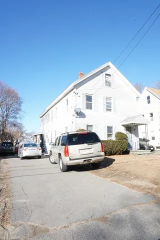 $2,000 | 76 4th Avenue, Unit 2, Lowell, MA 01854
