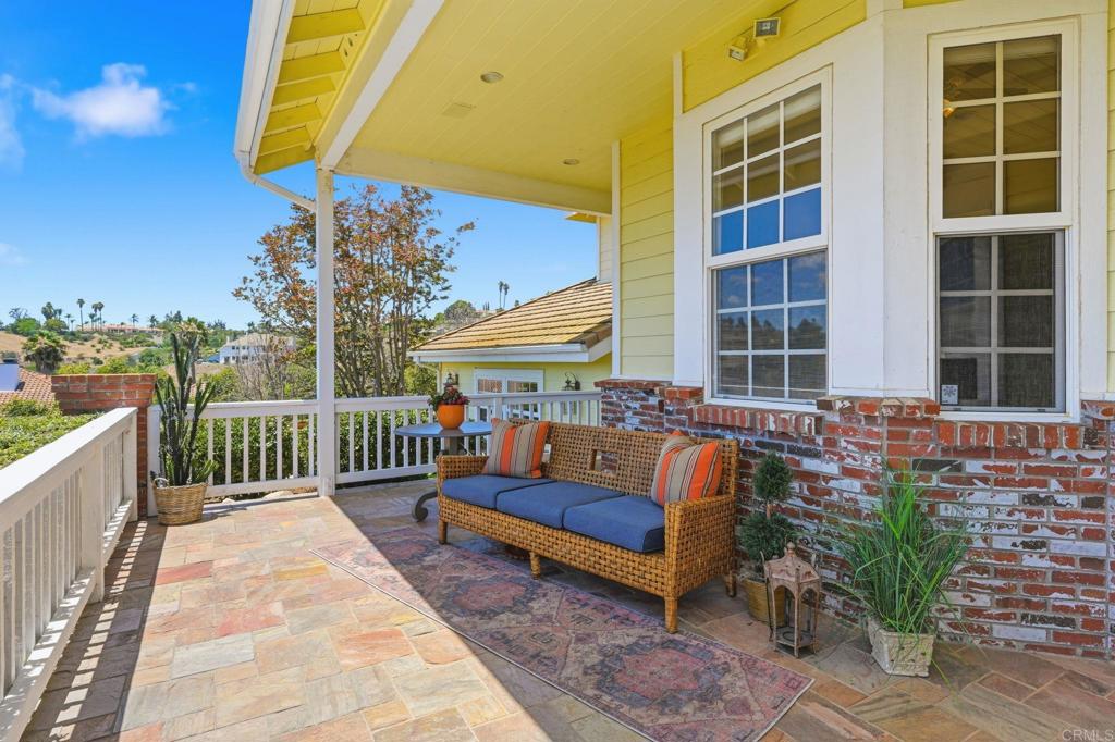 2292 Dos Lomas Fallbrook, CA 92028 - Photo 6 of 71 West facing veranda perfect for watching sunsets
