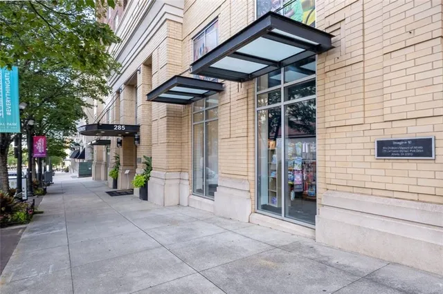 $317,000 | 285 Centennial Olympic Park Drive Northwest, Unit 1407, Atlanta, GA 30313