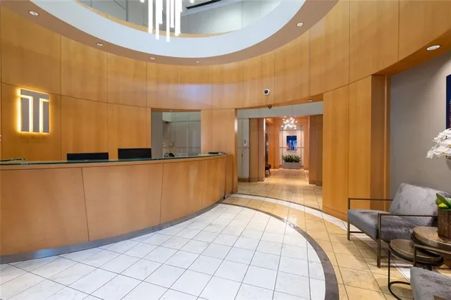 $317,000 | 285 Centennial Olympic Park Drive Northwest, Unit 1407, Atlanta, GA 30313