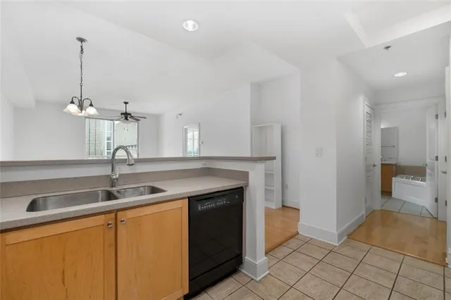 $317,000 | 285 Centennial Olympic Park Drive Northwest, Unit 1407, Atlanta, GA 30313