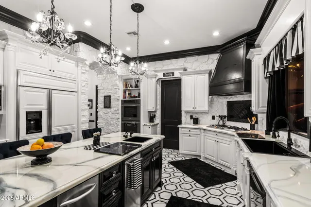 a view of a storage & utility room