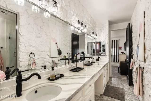 a view of a house with a tree