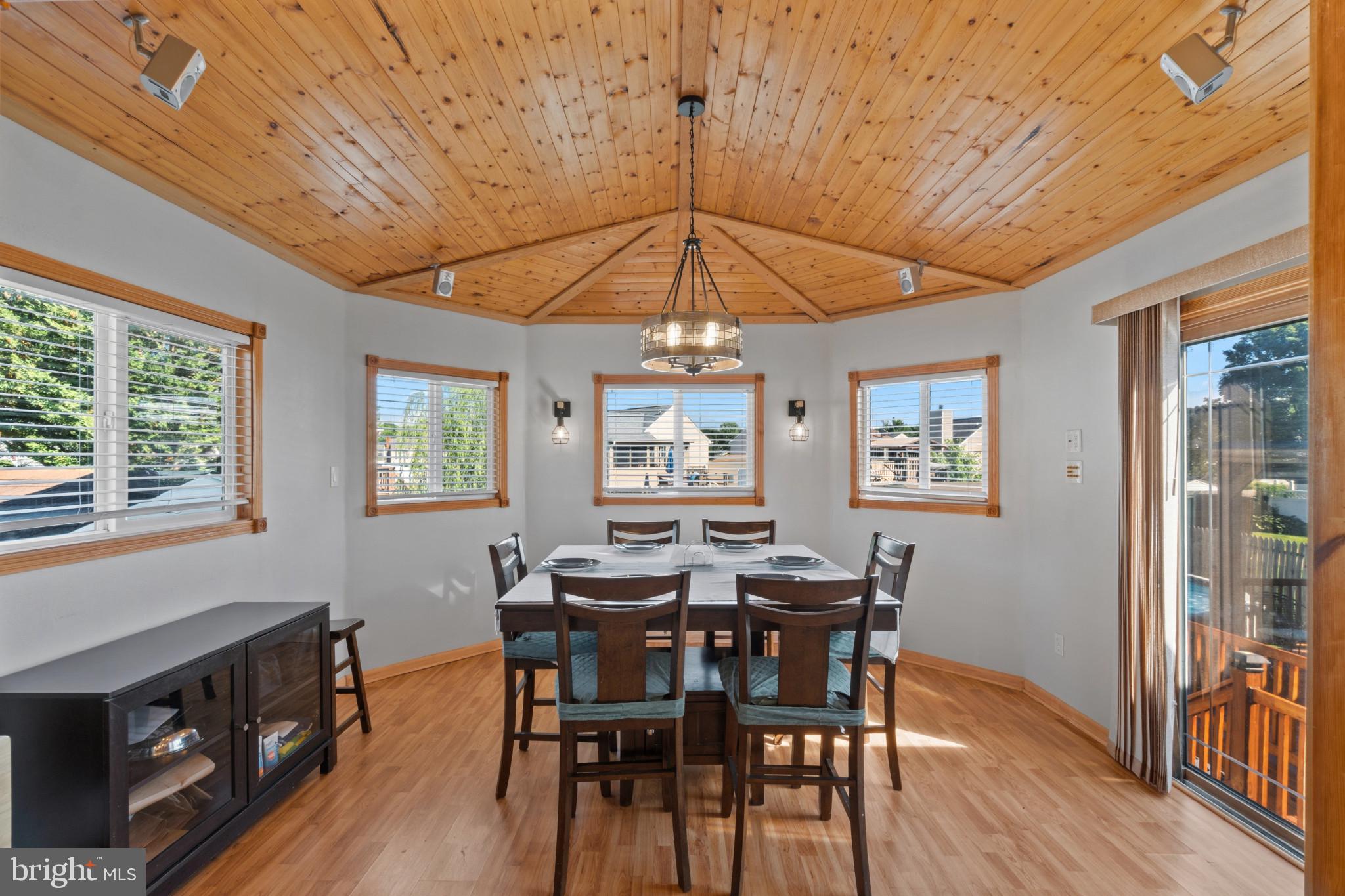 7113 Olivia Road Baltimore, MD 21220 - Photo 24 of 30 Dining room