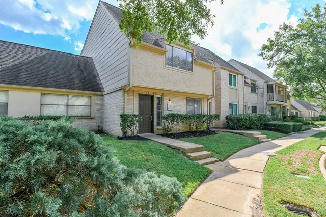 $1,795 | 6428 Alisa Lane, Houston, TX 77084