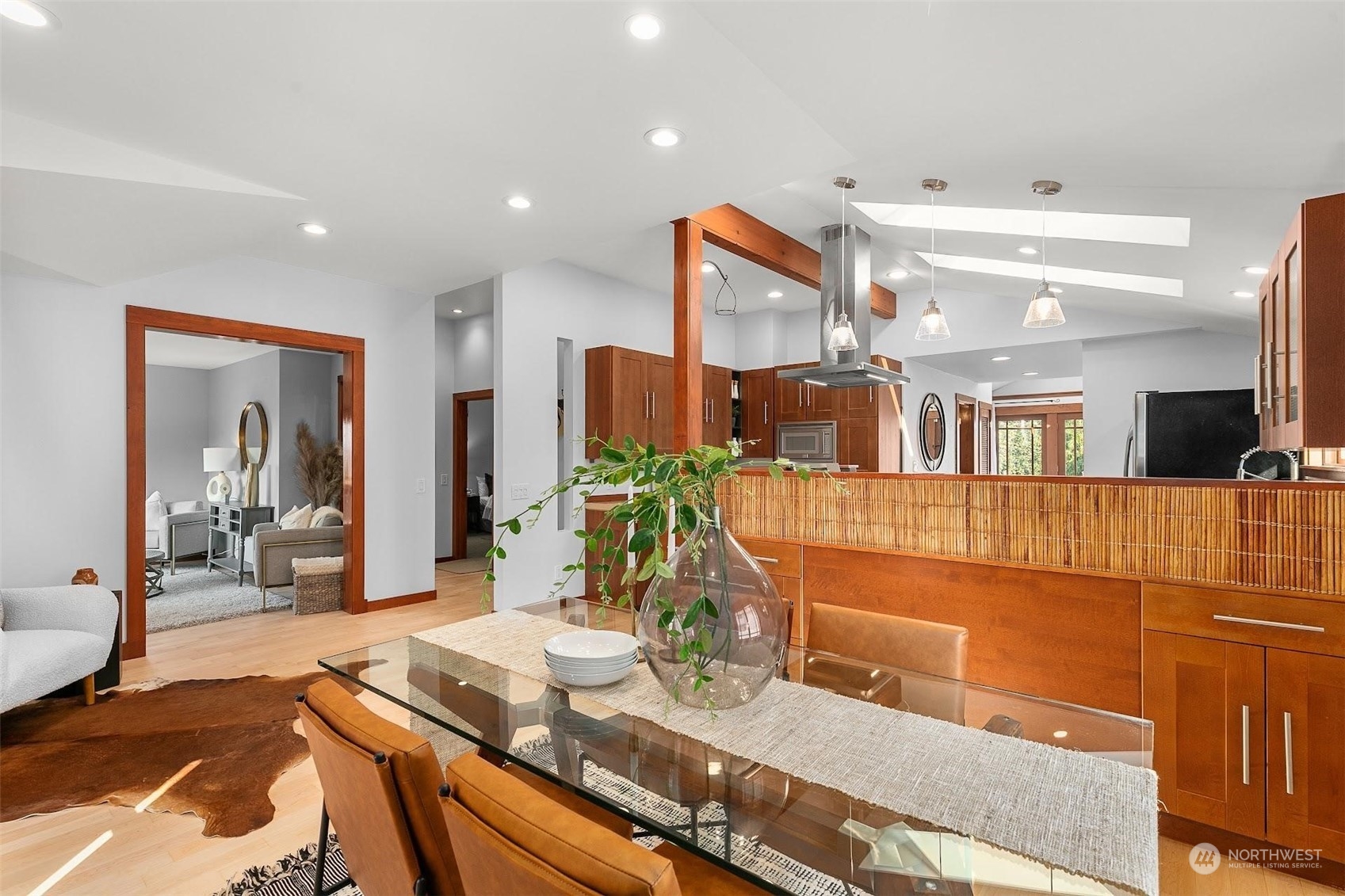 2126 North 87th Street Seattle, WA 98103 - Photo 10 of 31 Gallery Image 10