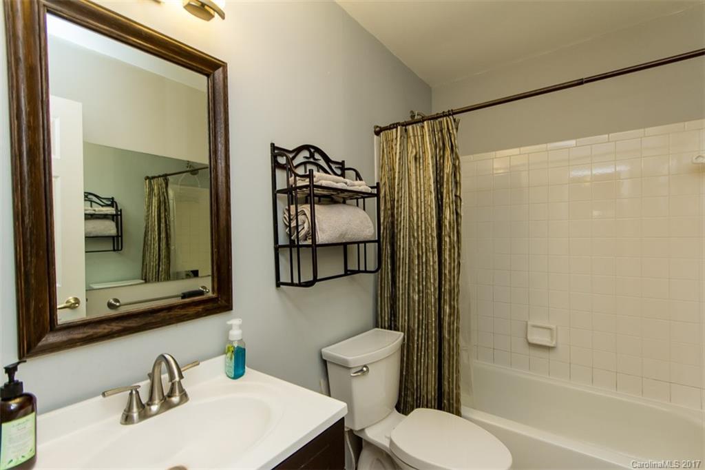 14510 Cinnamon Field Road, Unit 17 Charlotte, NC 28273 - Photo 11 of 16 Gallery Image 11