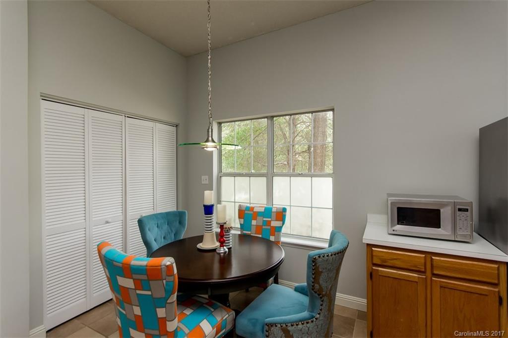 14510 Cinnamon Field Road, Unit 17 Charlotte, NC 28273 - Photo 5 of 16 Gallery Image 5
