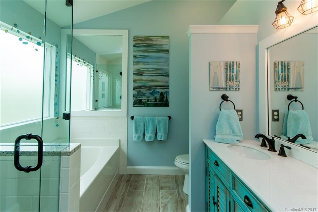14510 Cinnamon Field Road, Unit 17 Charlotte, NC 28273 - Photo 7 of 16 Gallery Image 7
