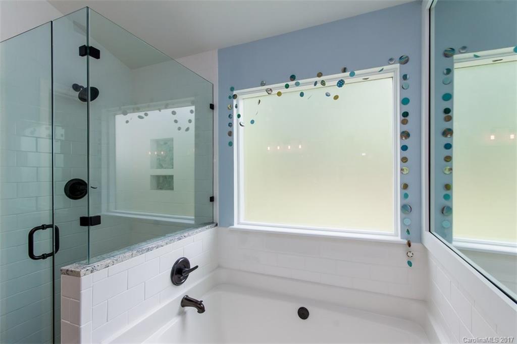 14510 Cinnamon Field Road, Unit 17 Charlotte, NC 28273 - Photo 8 of 16 Gallery Image 8
