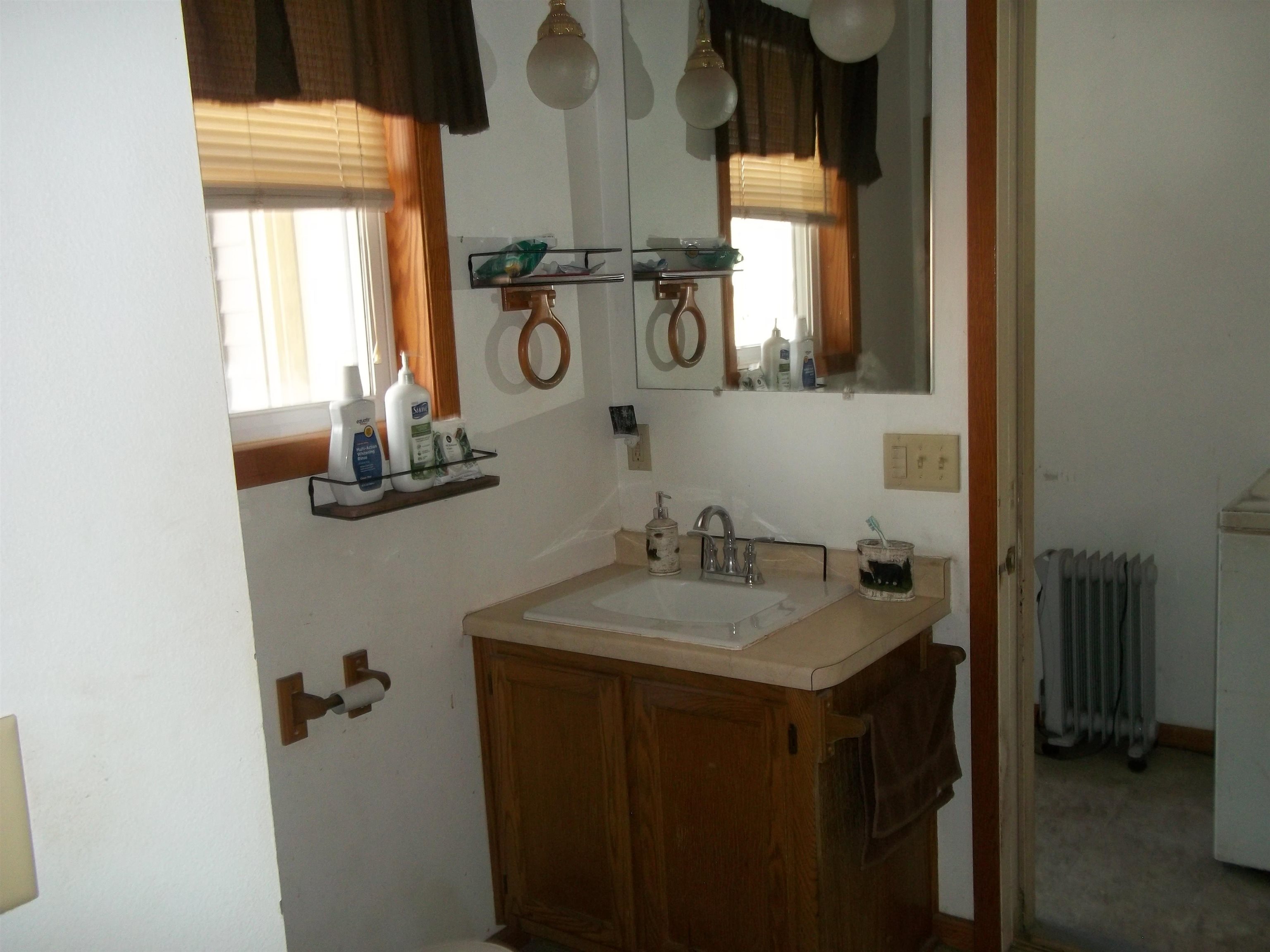 W12796 Elm Street Caroline, WI 54928 - Photo 5 of 28