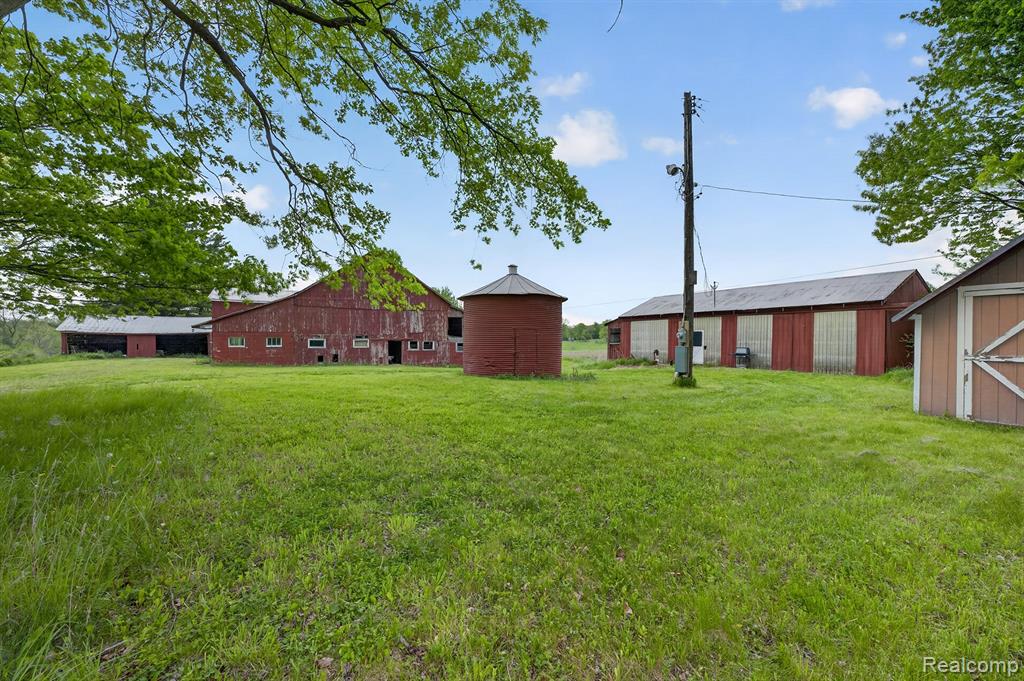 8103 East Baldwin Road Goodrich, MI 48438 - Photo 13 of 25