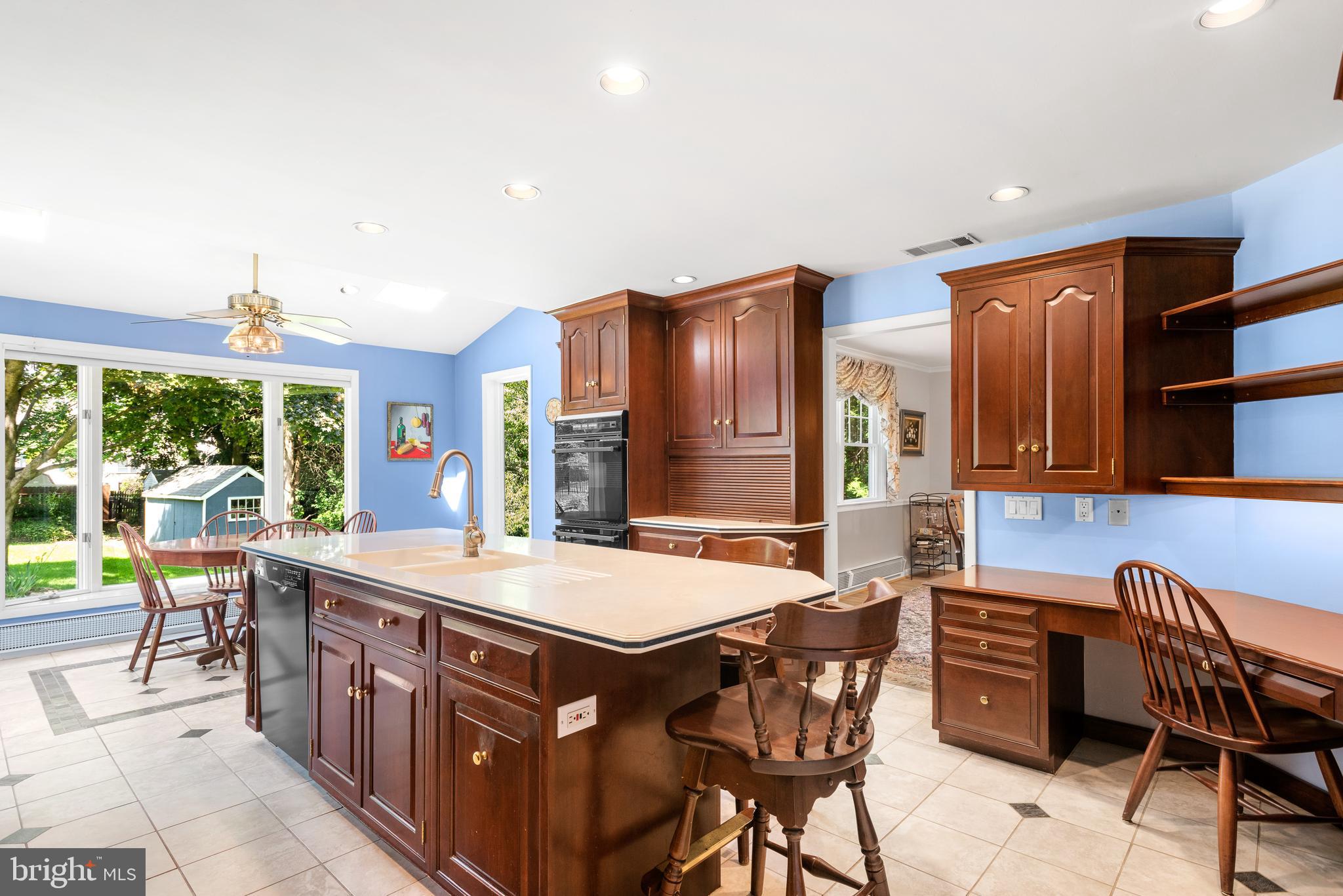 1035 Townsend Circle Wayne, PA 19087 - Photo 9 of 26 Gallery Image 9