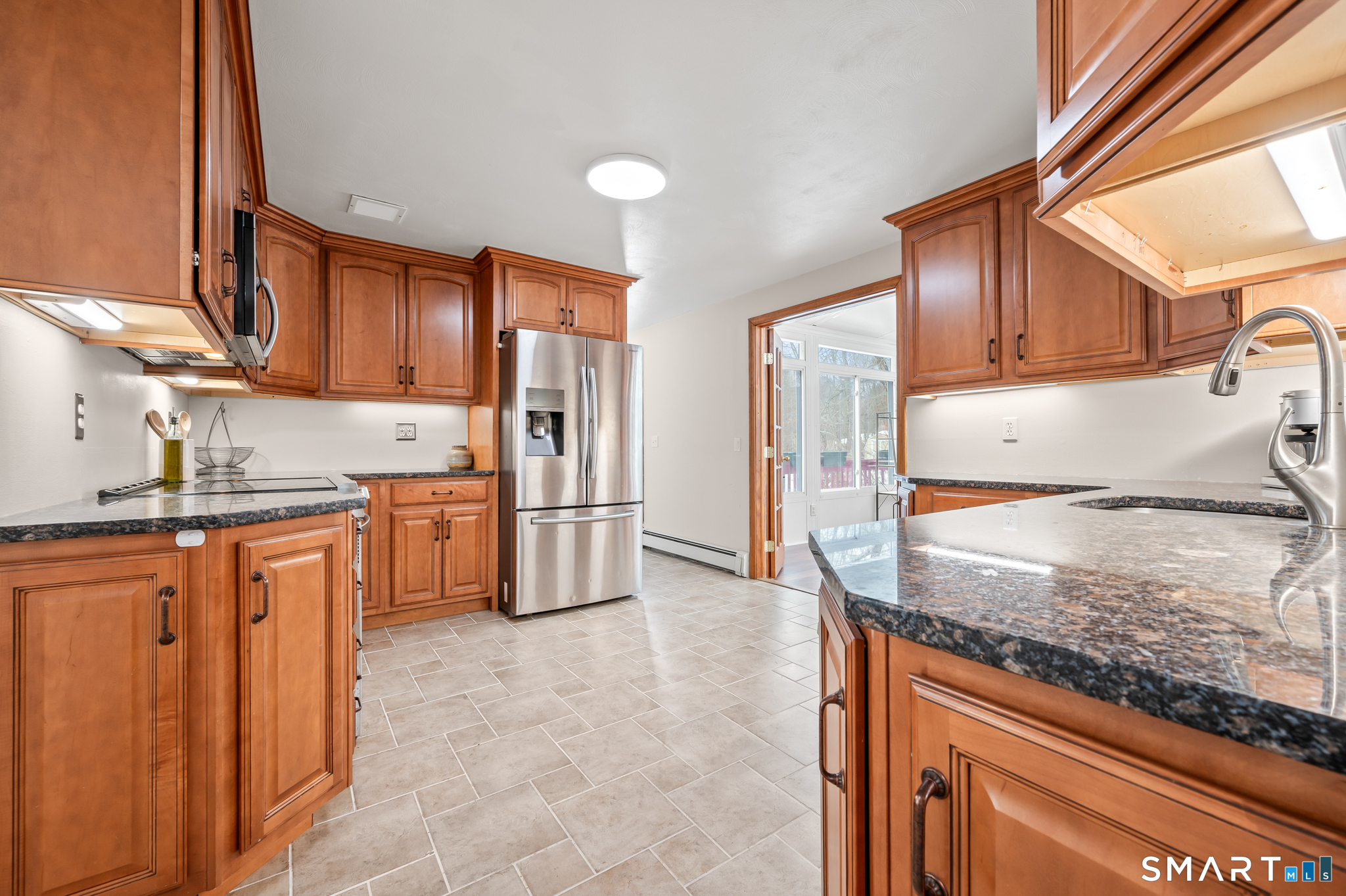 295 Phoenix Street Vernon, CT 06066 - Photo 11 of 38