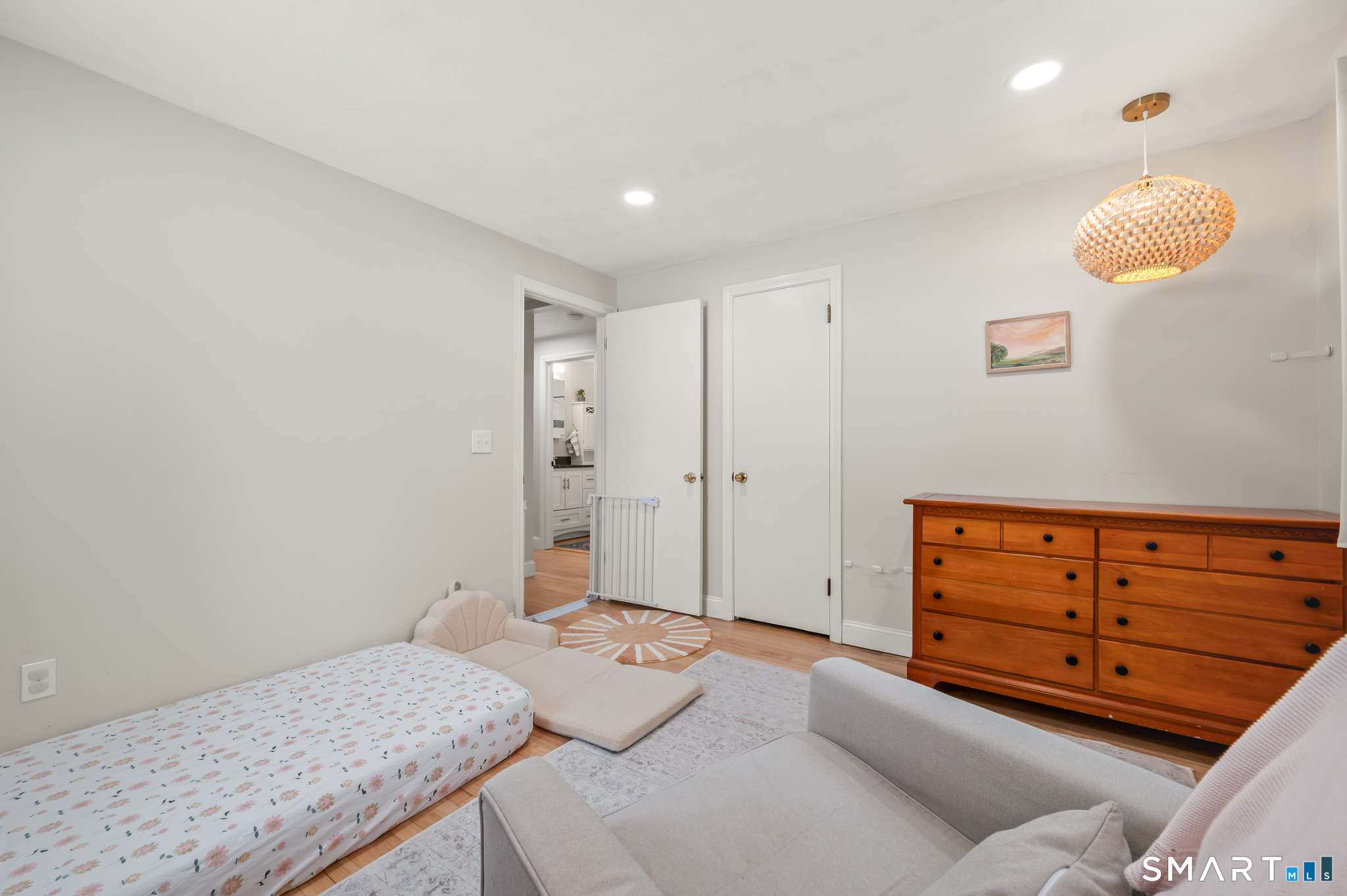 295 Phoenix Street Vernon, CT 06066 - Photo 21 of 38