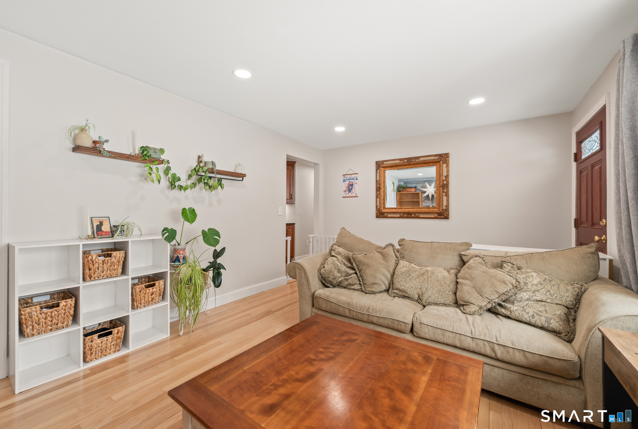 295 Phoenix Street Vernon, CT 06066 - Photo 7 of 38