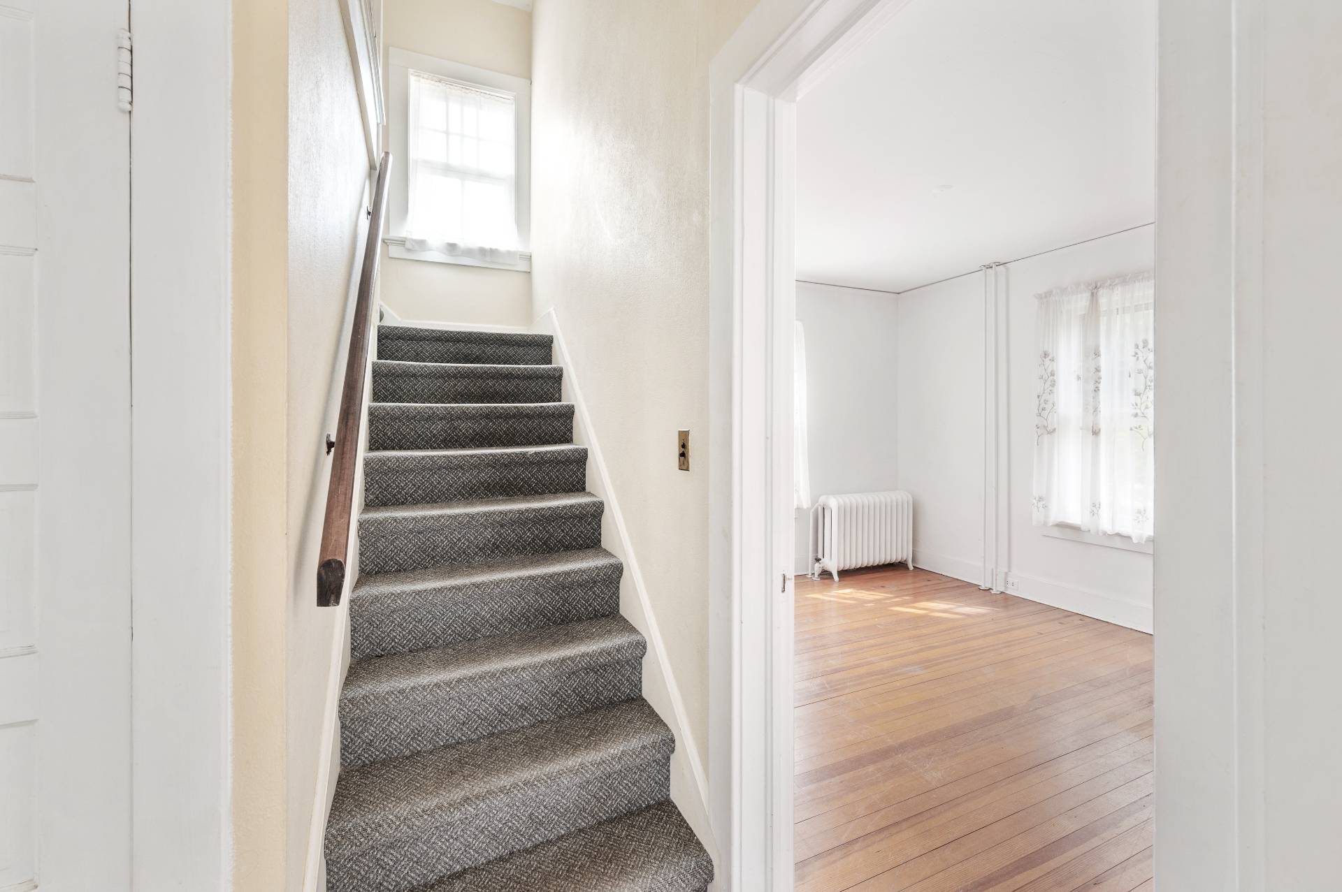 41 Sherrill Road East Hampton, NY 11937 - Photo 16 of 24 a view of an entryway with staircase