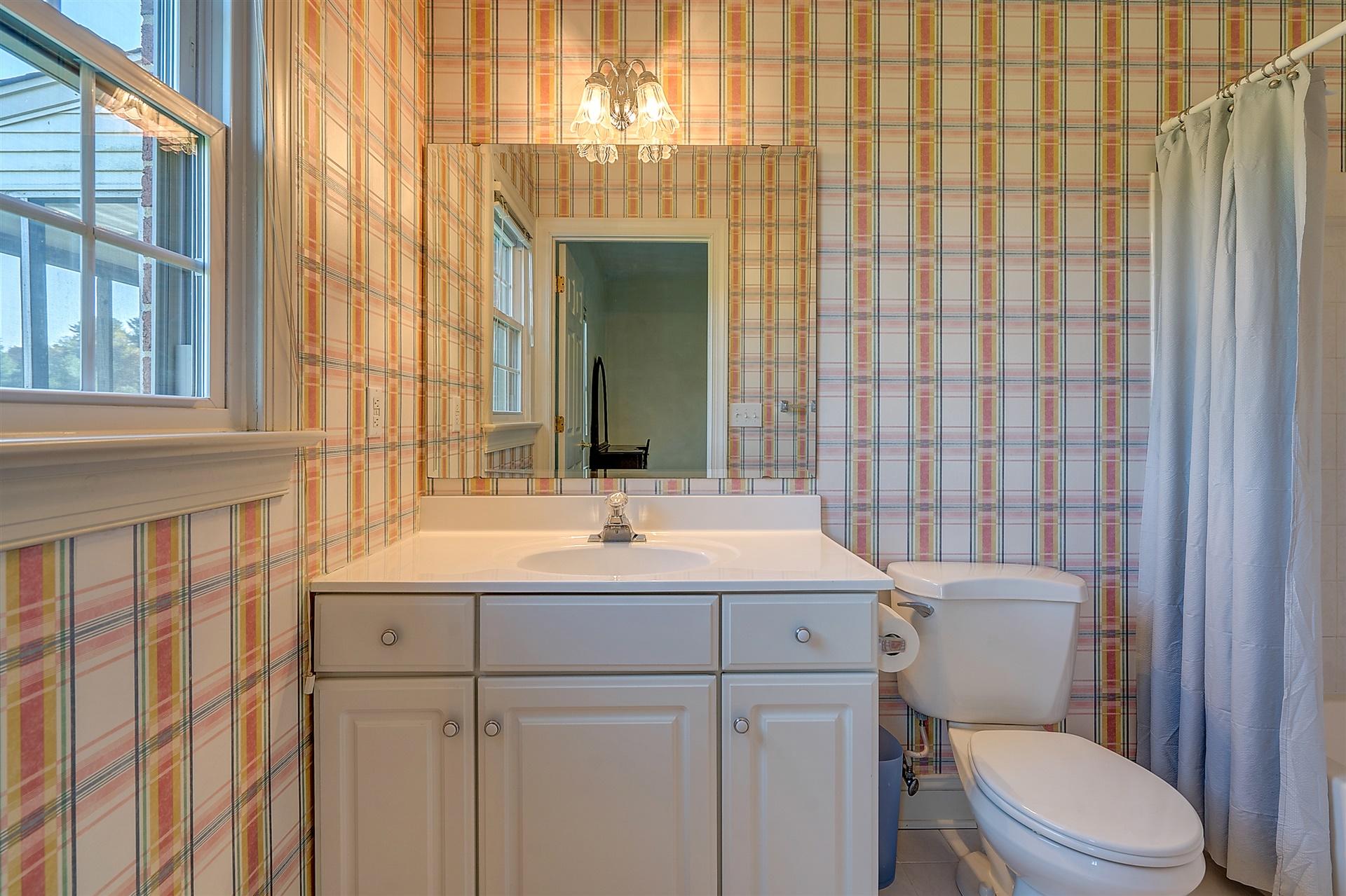 10052 Fortune Ridge Road Bent Mountain, VA 24059 - Photo 22 of 61 Full Bath Entry Level