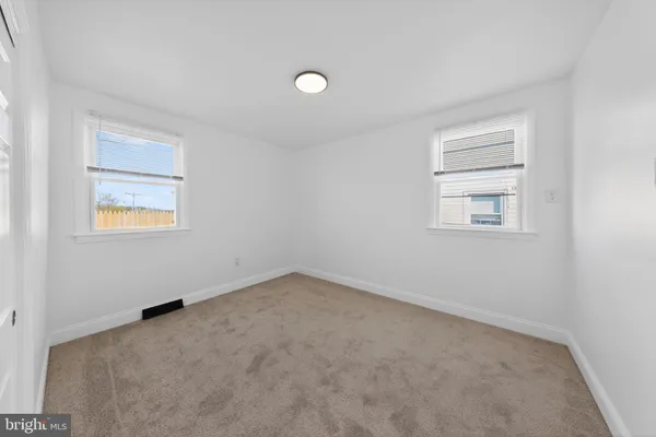 $299,900 | 46 Morris Road, New Castle, DE 19720