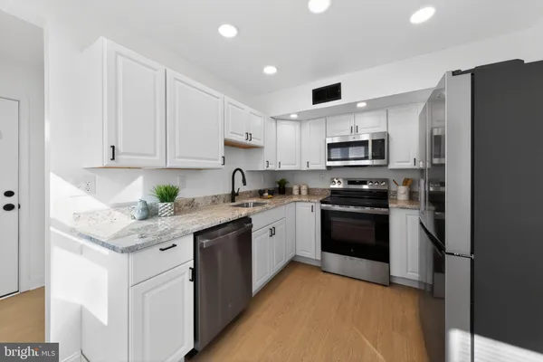 $299,900 | 46 Morris Road, New Castle, DE 19720