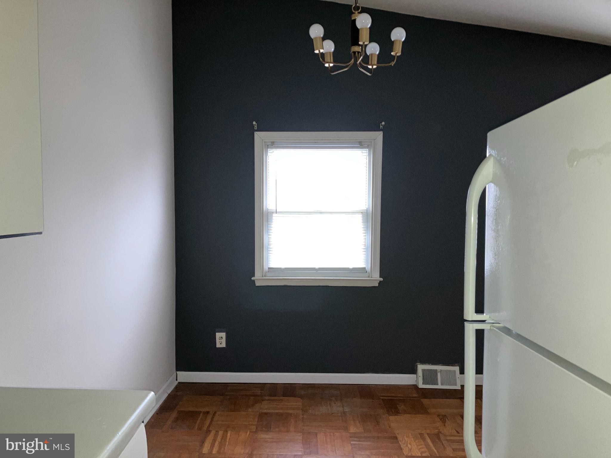 10031 Bridle Road Philadelphia, PA 19116 - Photo 12 of 32