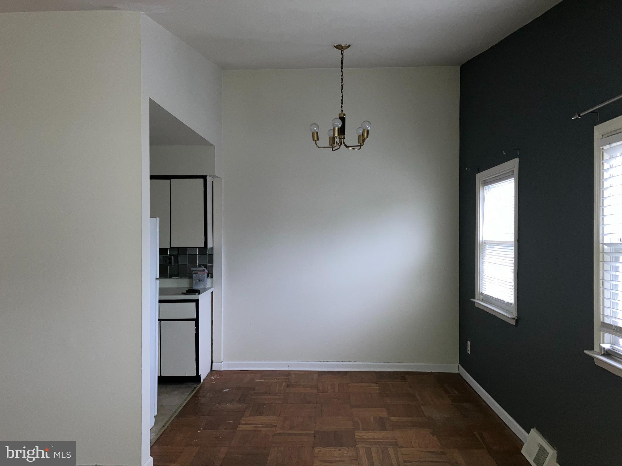 10031 Bridle Road Philadelphia, PA 19116 - Photo 10 of 32 an empty room with windows